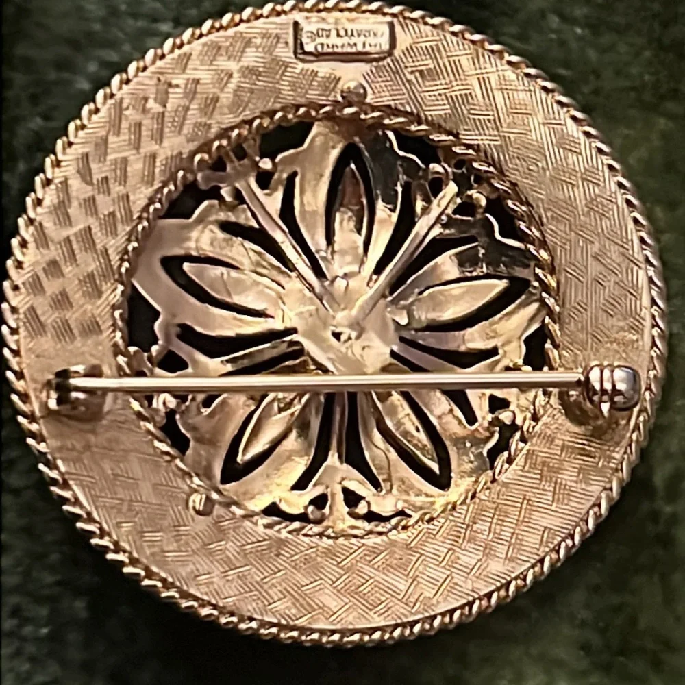 HAYWARD KARATCLAD EMBELLISHED GOLD FLOWER BLOSSOM BROOCH - Picture 4 of 11
